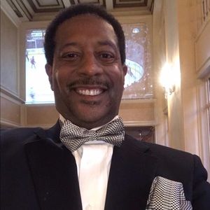 Meet your Posher, Louis